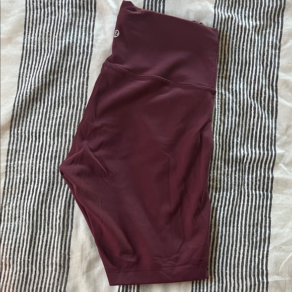 Lululemon Women’s Burgundy Bike Shorts - Picture 1 of 5